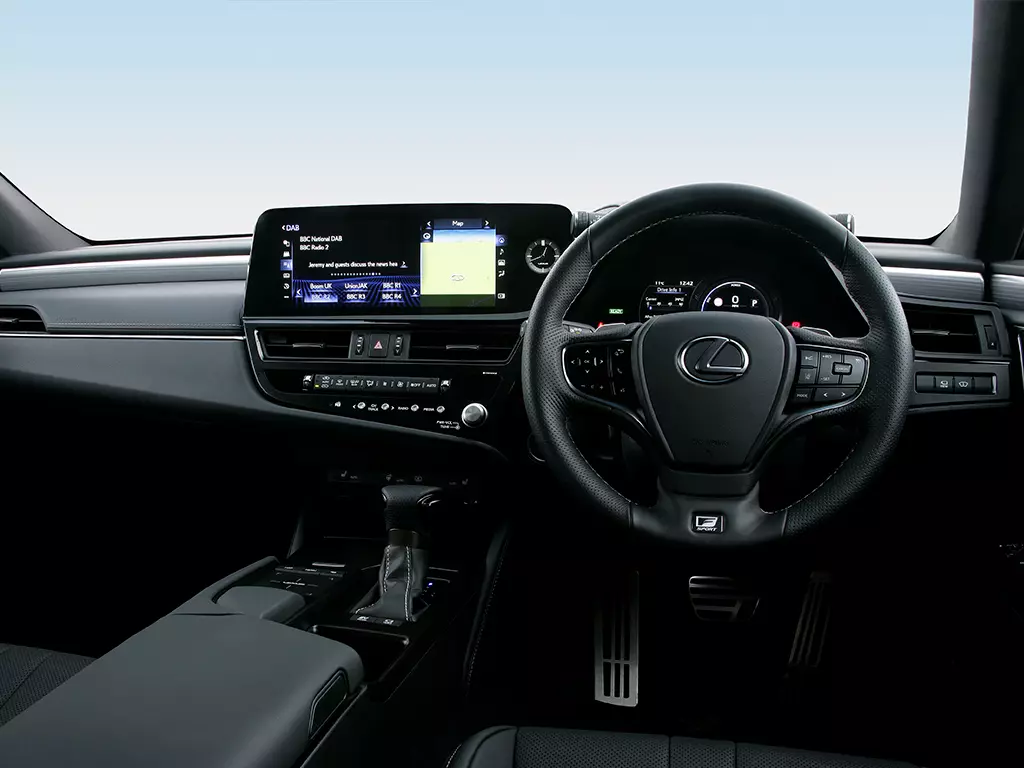 Lexus Es 300h 2.5 Premium Plus 4dr CVT