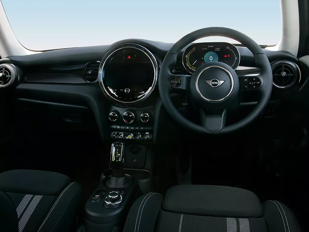 Mini electric hatchback shop 135kw cooper s
