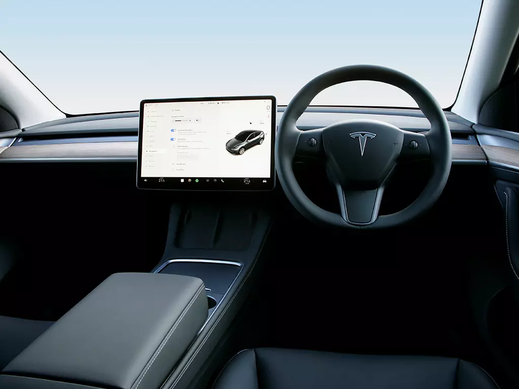 Tesla Model Y Long Range AWD 5dr Auto