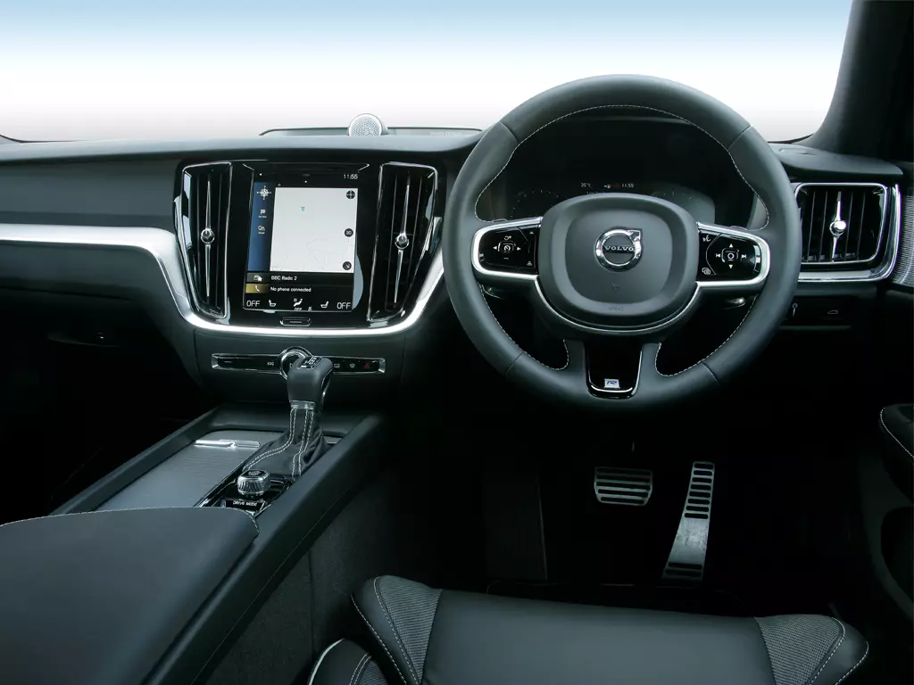 Volvo S60 2.0 B5P Plus Dark 4dr Auto