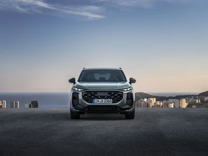Audi Q3 Outside