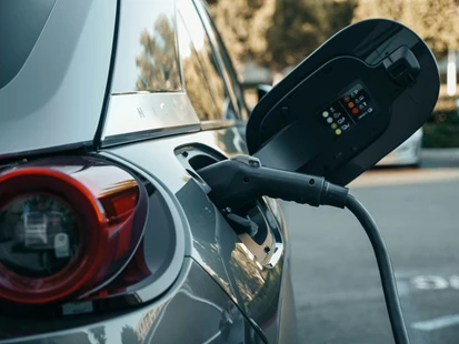 Electric or hybrid cars