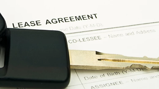 To Lease or not to Lease?