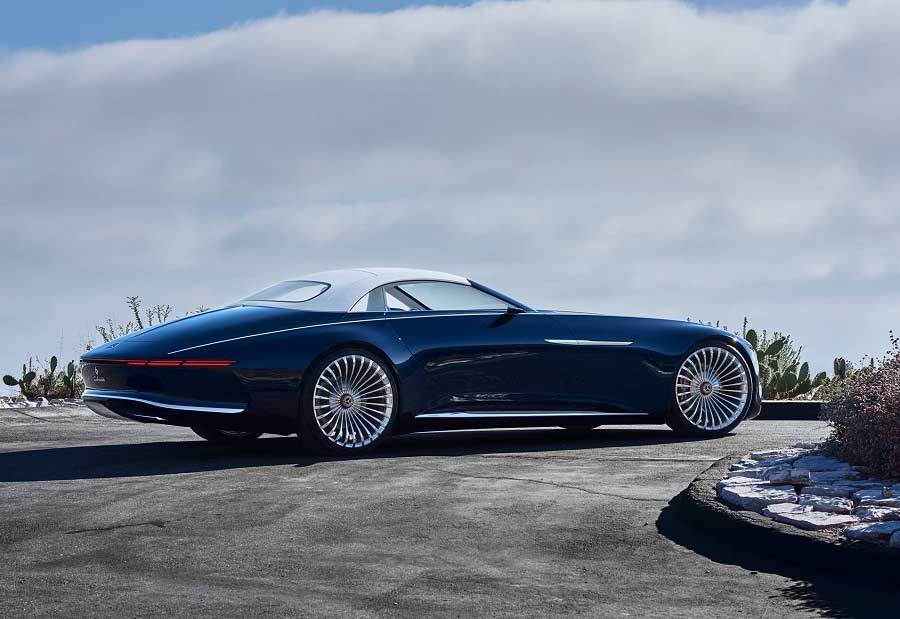 9. 2017 - Mercedes-Maybach Vision