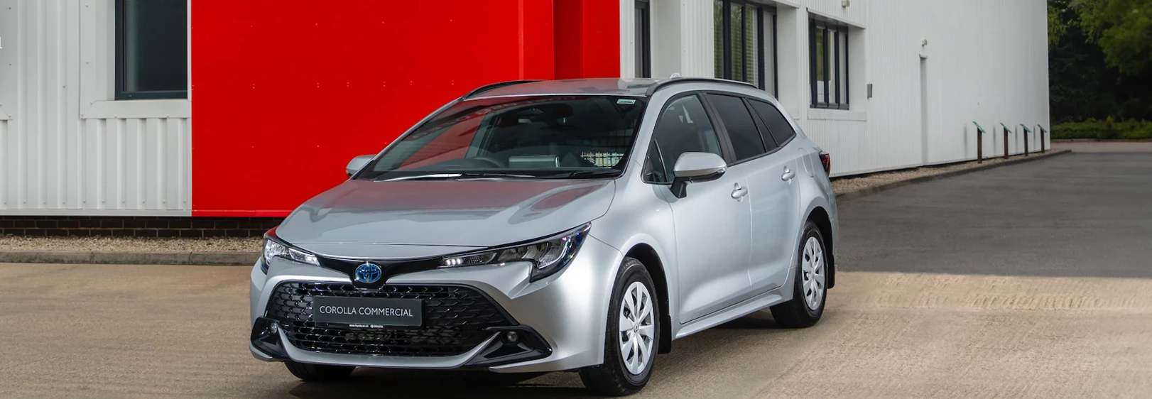 Toyota Corolla Petrol 1.8 VVT-I Hybrid 140 Commercial Auto