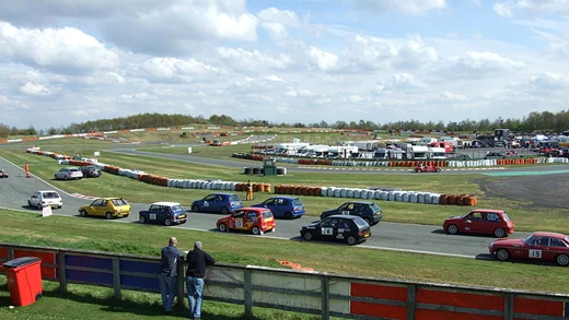 Race Tracks UK