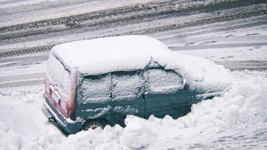 Top 10 Best Winter Cars - Driving Home For Christmas
